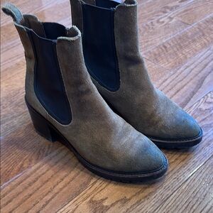Thursday Boot Company Women's Tan Chelsea Boots